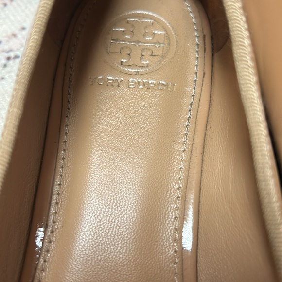 Tory Burch Nude Patent Leather Trudy Bow Gold Reva Smoking Flats 9 M Loafers - Picture 4 of 9